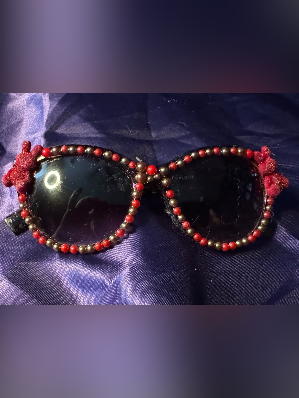 Beaded Round Sunglasses with Red glitter bunny Accents